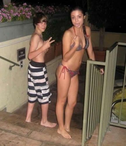 justin_biebers_girlfriend.jpg